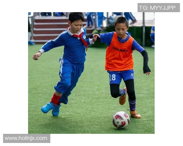 少儿足球赛激情开赛小小球员展现风采与团队精神 少儿足球赛激情开赛小小球员展现风采与团队精神